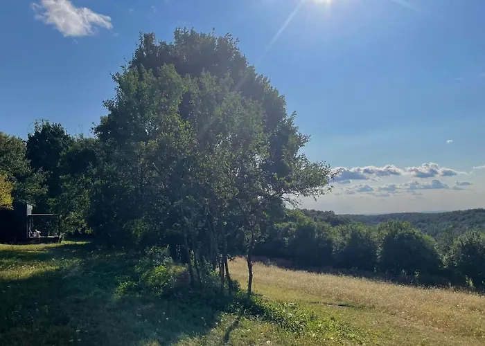 Lazy In Tiny 別荘 Hrušov